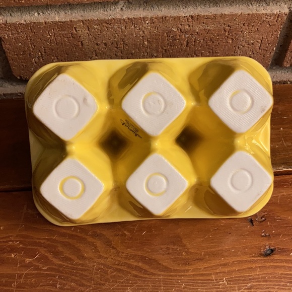 Anthropologie Biscuit Ceramic egg containers (2) - Picture 9 of 16